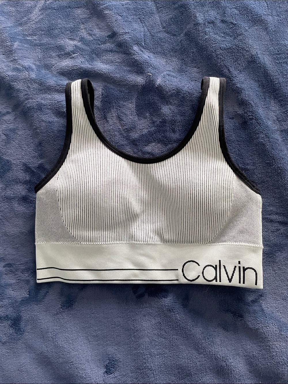 Calvin Klein Performance Sports Bra - Pale green